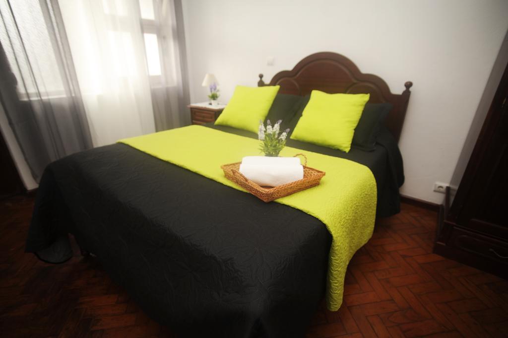 Apartamento Couto Ponta Delgada Exteriör bild
